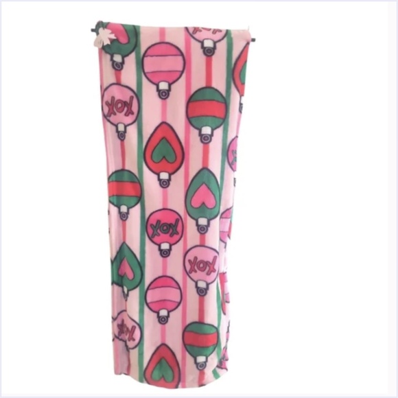 Betsey Johnson Jingle Balls Ultra Soft Plush Fleece Throw Blanket - Picture 2 of 2